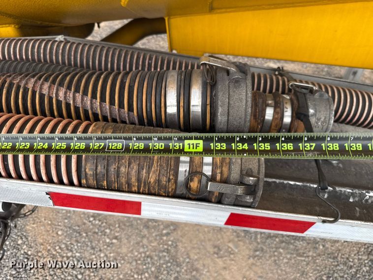 image for item ET6370 2012 Beall BAST-97-3-DC tank trailer