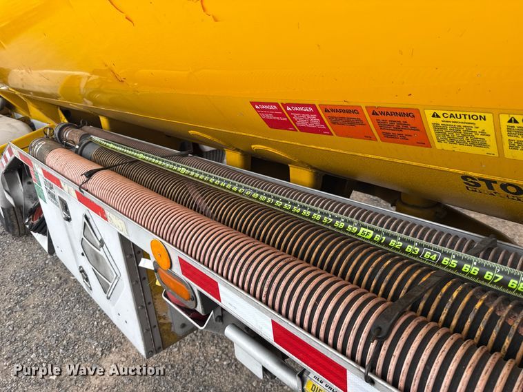 image for item ET6370 2012 Beall BAST-97-3-DC tank trailer