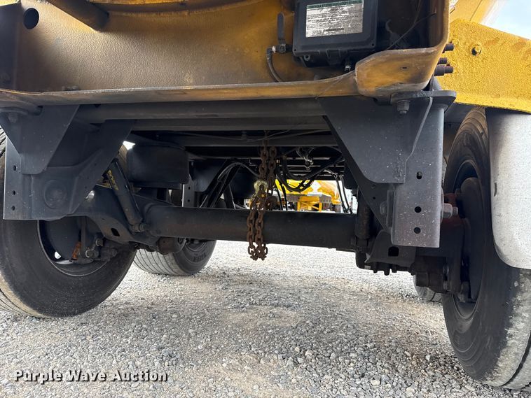 image for item ET6370 2012 Beall BAST-97-3-DC tank trailer