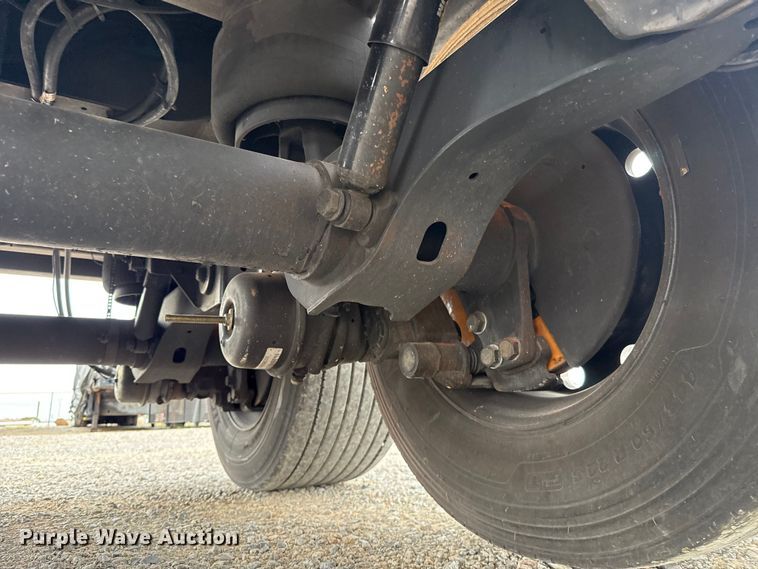 image for item ET6370 2012 Beall BAST-97-3-DC tank trailer