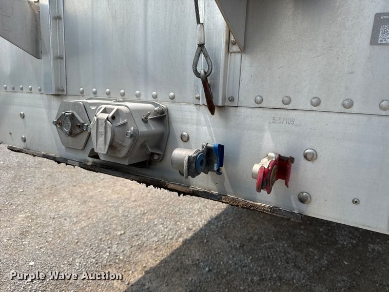 image for item ET6378 2019 Wilson PSDCL-402 livestock trailer