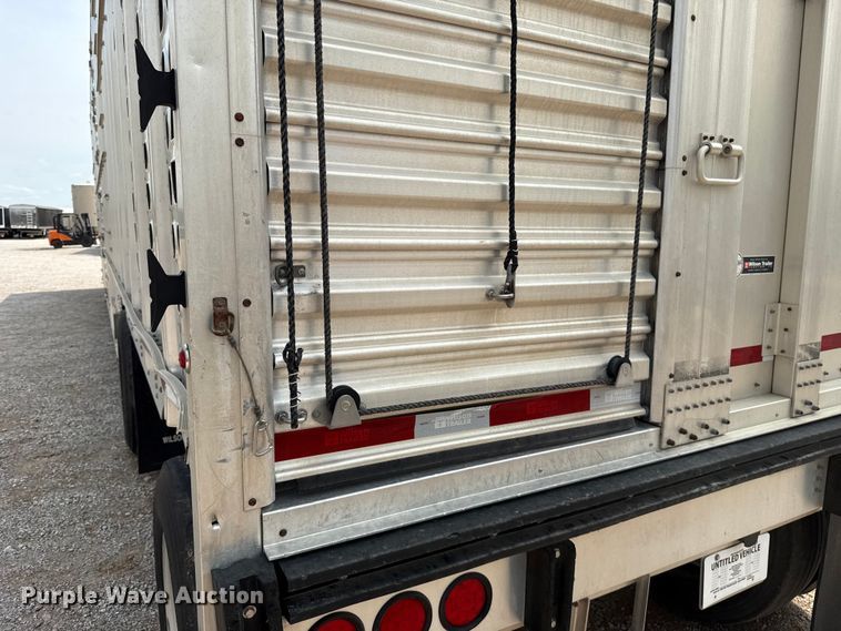 image for item ET6378 2019 Wilson PSDCL-402 livestock trailer