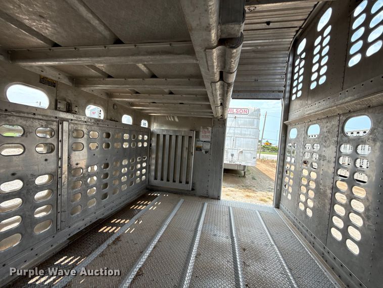 image for item ET6378 2019 Wilson PSDCL-402 livestock trailer