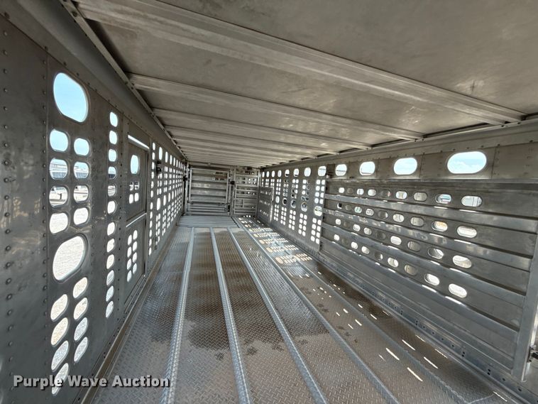 image for item ET6378 2019 Wilson PSDCL-402 livestock trailer