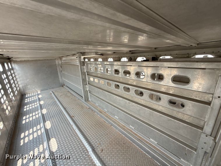 image for item ET6378 2019 Wilson PSDCL-402 livestock trailer