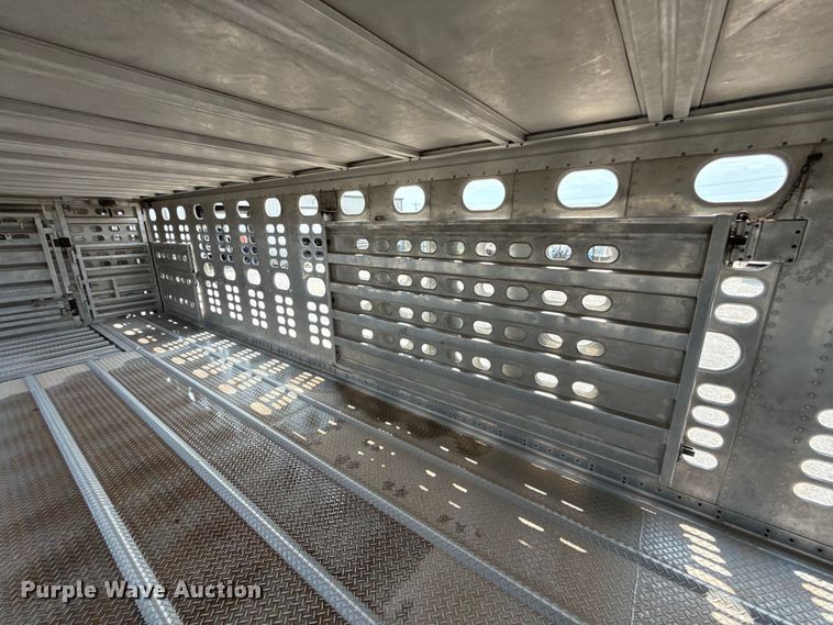 image for item ET6378 2019 Wilson PSDCL-402 livestock trailer