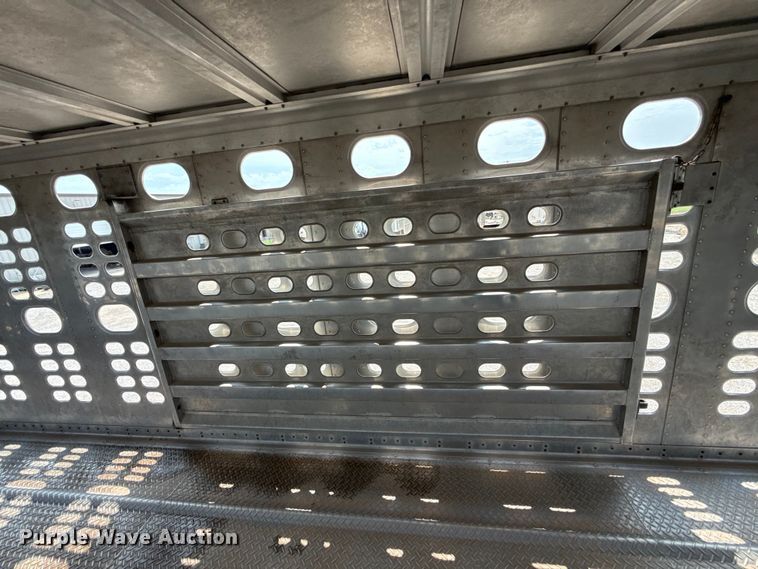 image for item ET6378 2019 Wilson PSDCL-402 livestock trailer