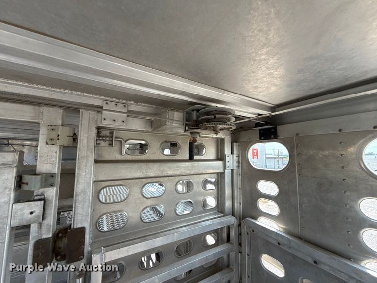 image for item ET6378 2019 Wilson PSDCL-402 livestock trailer