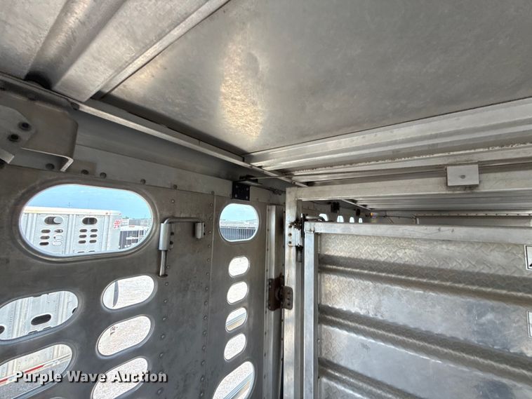 image for item ET6378 2019 Wilson PSDCL-402 livestock trailer