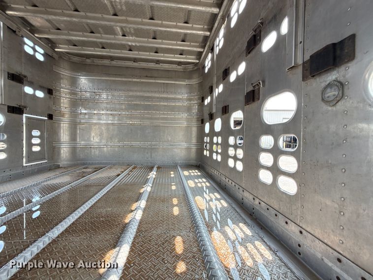 image for item ET6378 2019 Wilson PSDCL-402 livestock trailer