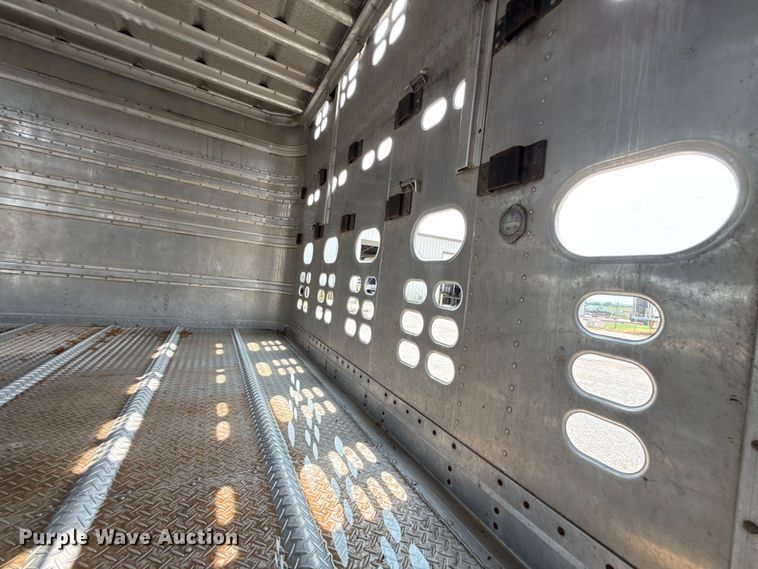 image for item ET6378 2019 Wilson PSDCL-402 livestock trailer
