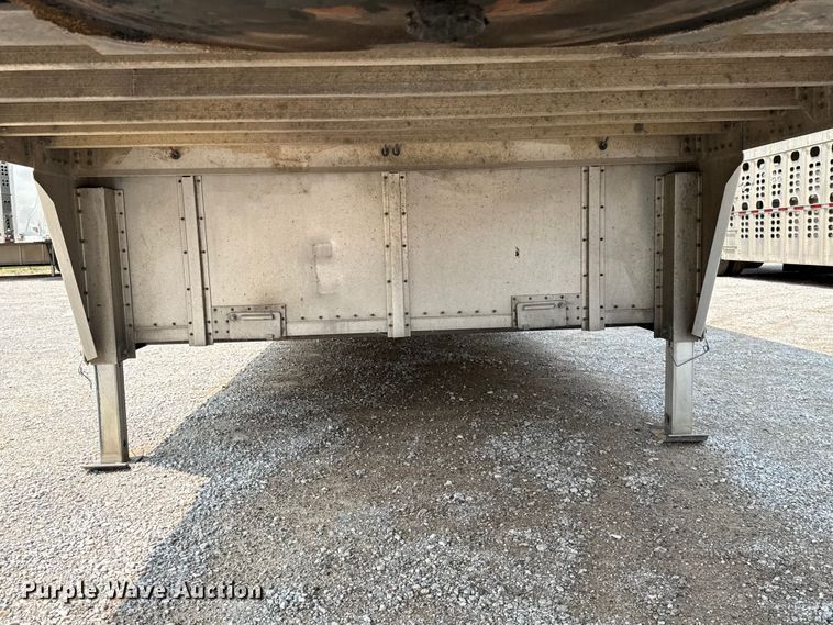 image for item ET6378 2019 Wilson PSDCL-402 livestock trailer