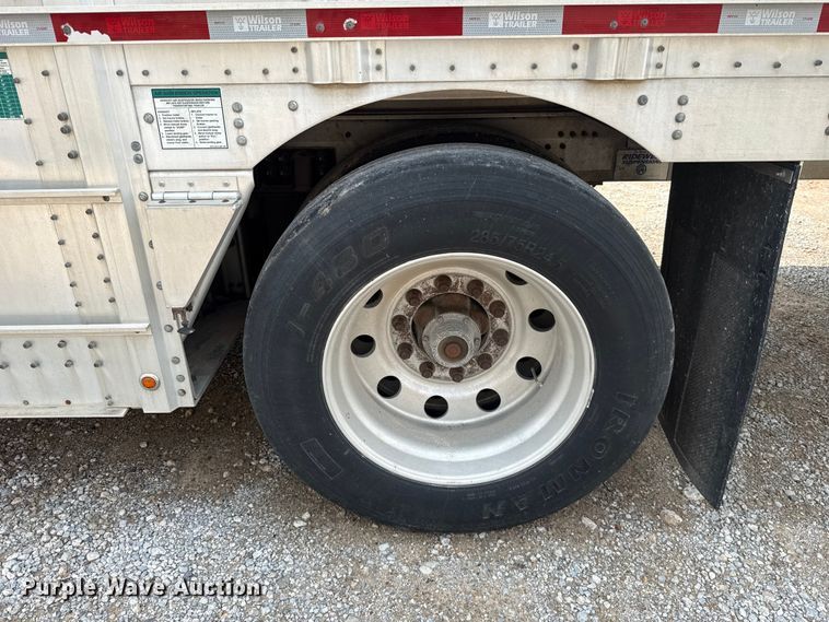 image for item ET6378 2019 Wilson PSDCL-402 livestock trailer