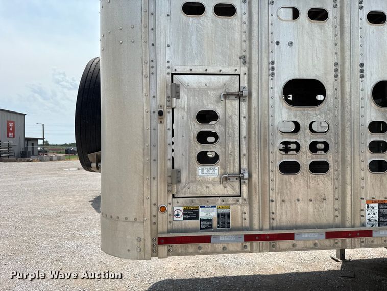 image for item ET6379 2019 Wilson PSDCL-402 livestock trailer
