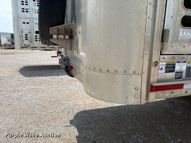 image for item ET6379 2019 Wilson PSDCL-402 livestock trailer