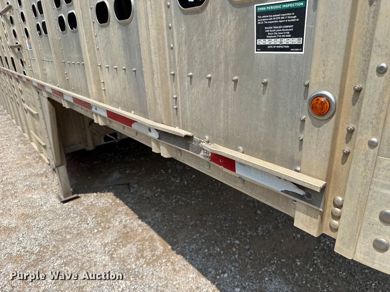 image for item ET6379 2019 Wilson PSDCL-402 livestock trailer