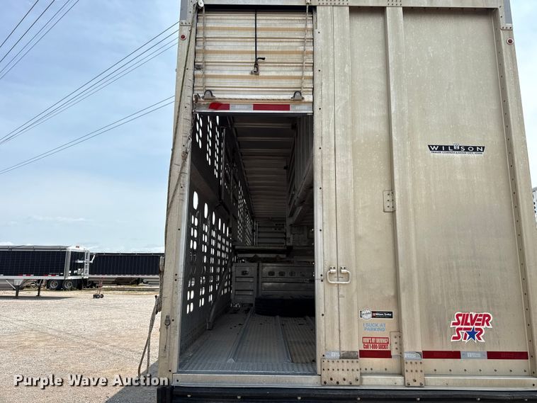 image for item ET6379 2019 Wilson PSDCL-402 livestock trailer