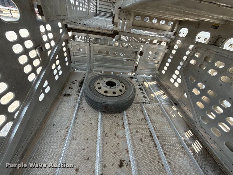 image for item ET6379 2019 Wilson PSDCL-402 livestock trailer