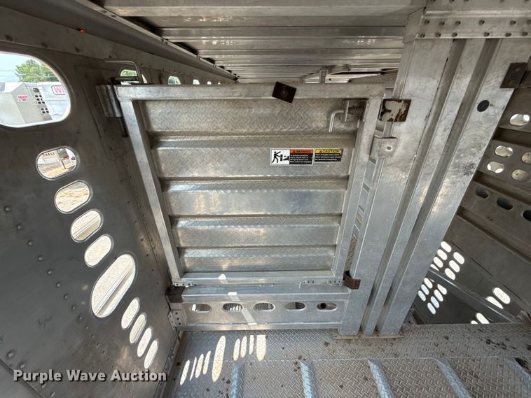 image for item ET6379 2019 Wilson PSDCL-402 livestock trailer