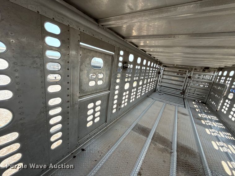 image for item ET6379 2019 Wilson PSDCL-402 livestock trailer