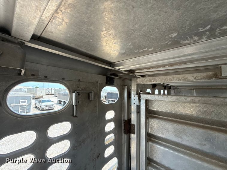 image for item ET6379 2019 Wilson PSDCL-402 livestock trailer