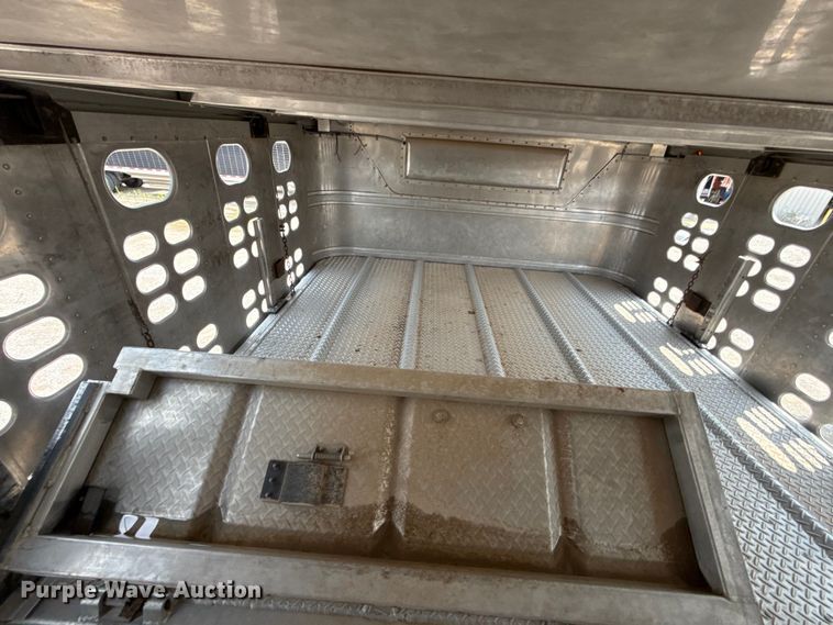 image for item ET6379 2019 Wilson PSDCL-402 livestock trailer
