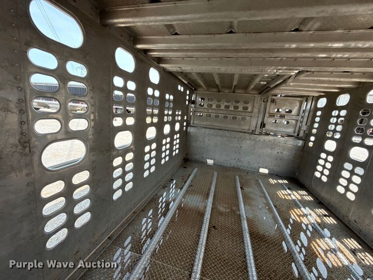 image for item ET6379 2019 Wilson PSDCL-402 livestock trailer