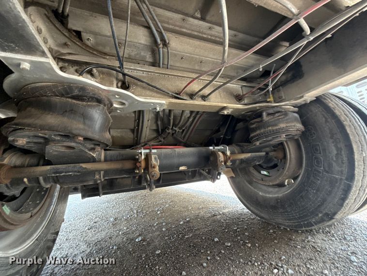 image for item ET6379 2019 Wilson PSDCL-402 livestock trailer