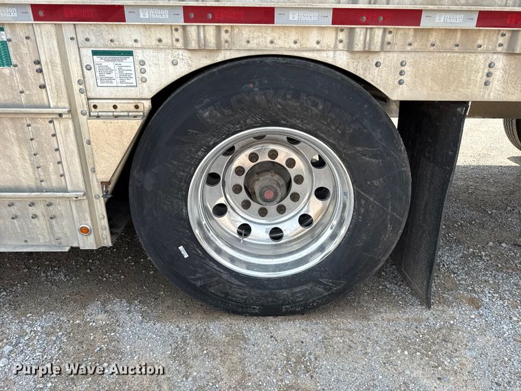 image for item ET6379 2019 Wilson PSDCL-402 livestock trailer