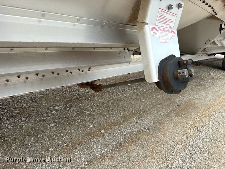 image for item ET6380 2017 Timpte Super Hopper grain trailer