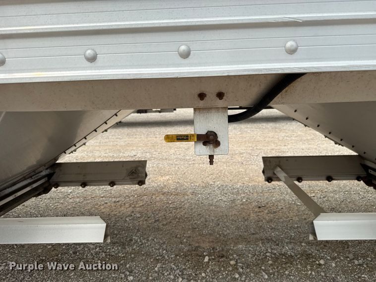 image for item ET6380 2017 Timpte Super Hopper grain trailer