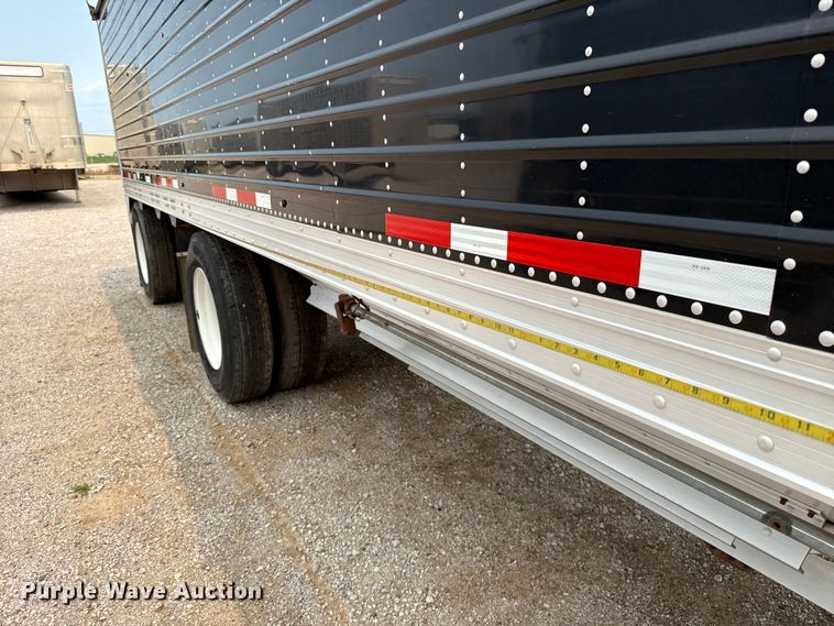 image for item ET6380 2017 Timpte Super Hopper grain trailer