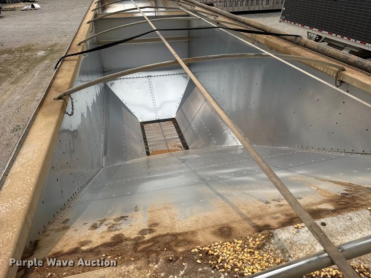 image for item ET6380 2017 Timpte Super Hopper grain trailer