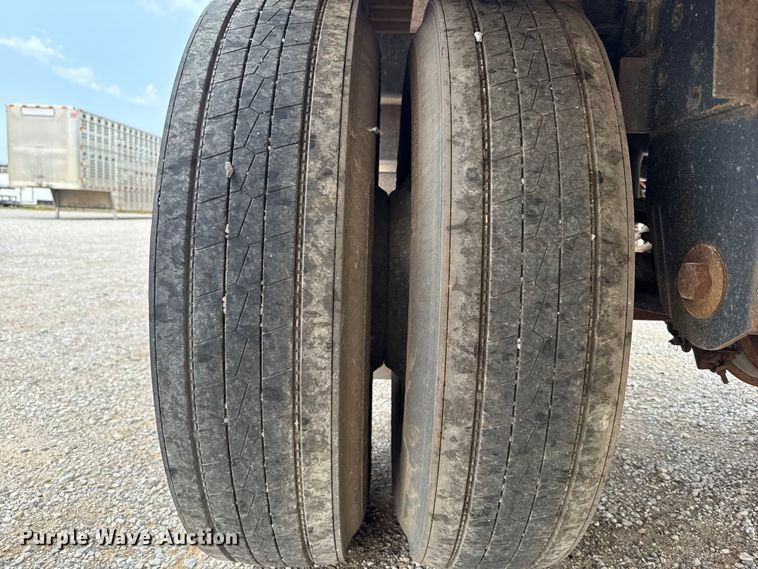 image for item ET6380 2017 Timpte Super Hopper grain trailer