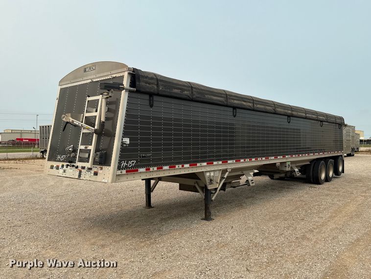 image for item ET6381 2024 Wilson DWH-750CGM grain trailer