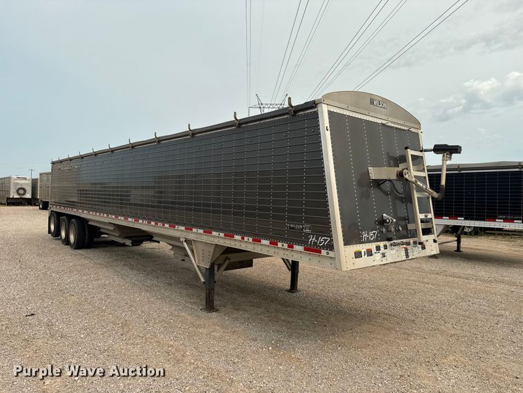image for item ET6381 2024 Wilson DWH-750CGM grain trailer