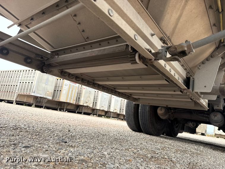image for item ET6381 2024 Wilson DWH-750CGM grain trailer