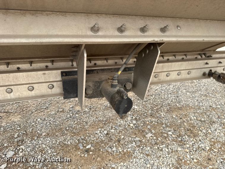 image for item ET6381 2024 Wilson DWH-750CGM grain trailer