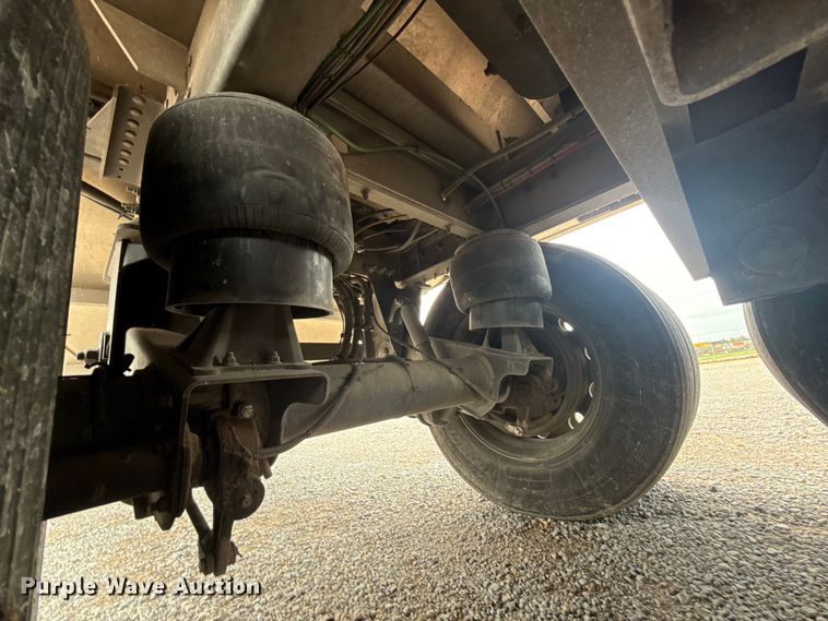 image for item ET6381 2024 Wilson DWH-750CGM grain trailer