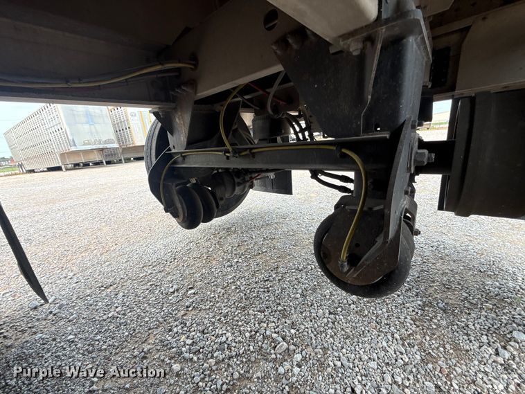 image for item ET6381 2024 Wilson DWH-750CGM grain trailer