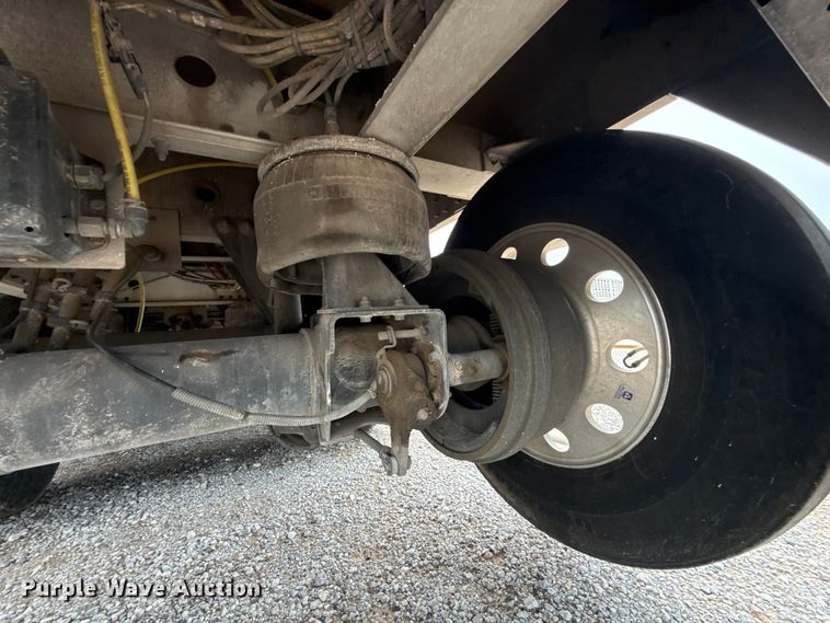 image for item ET6381 2024 Wilson DWH-750CGM grain trailer