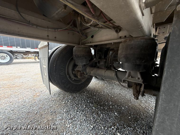 image for item ET6381 2024 Wilson DWH-750CGM grain trailer