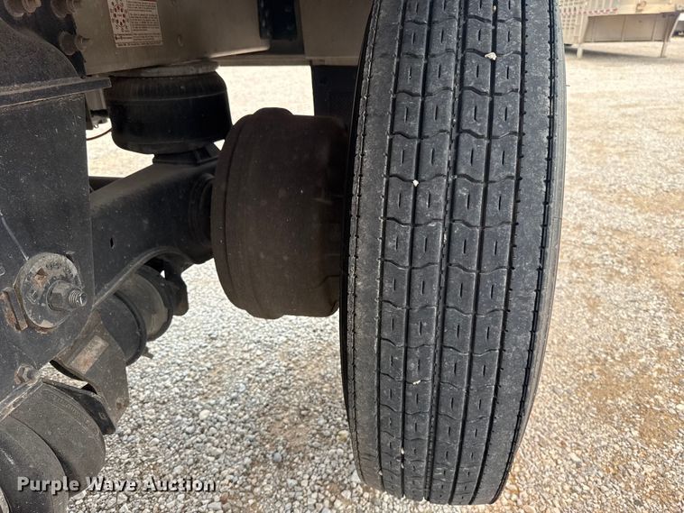 image for item ET6381 2024 Wilson DWH-750CGM grain trailer