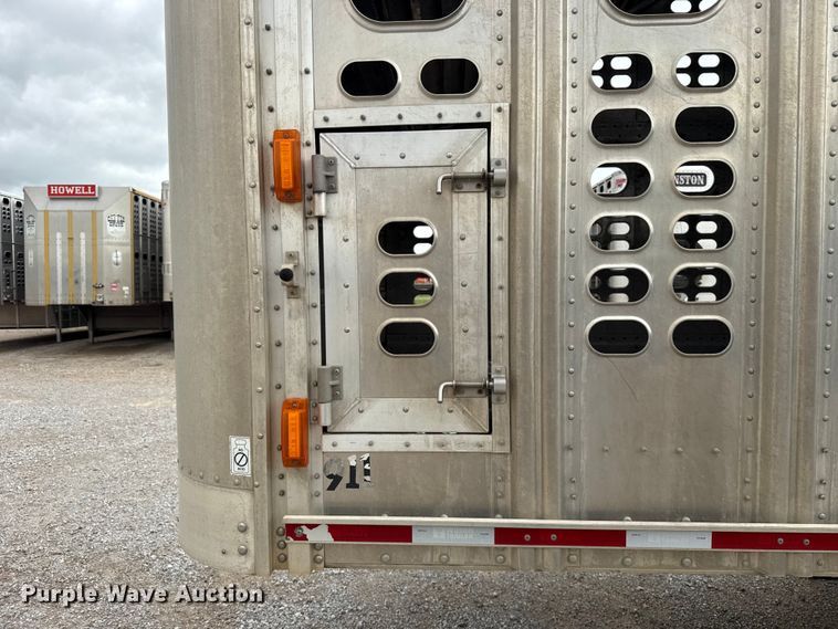 image for item ET6382 2019 Wilson PSDCL-402 livestock trailer