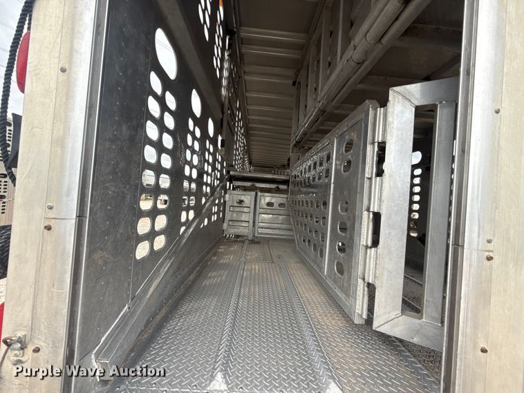 image for item ET6382 2019 Wilson PSDCL-402 livestock trailer
