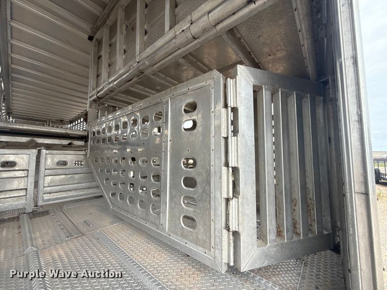 image for item ET6382 2019 Wilson PSDCL-402 livestock trailer
