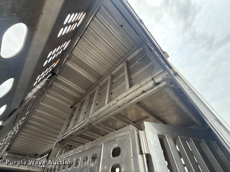 image for item ET6382 2019 Wilson PSDCL-402 livestock trailer