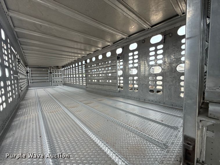 image for item ET6382 2019 Wilson PSDCL-402 livestock trailer