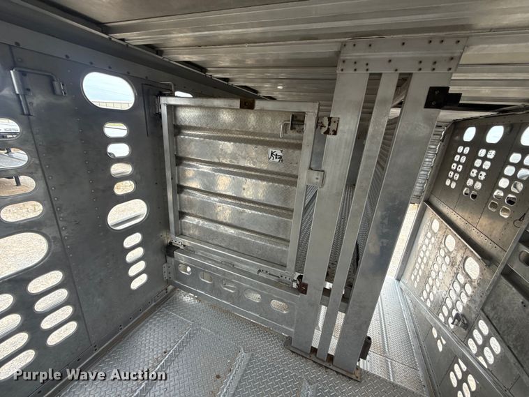 image for item ET6382 2019 Wilson PSDCL-402 livestock trailer