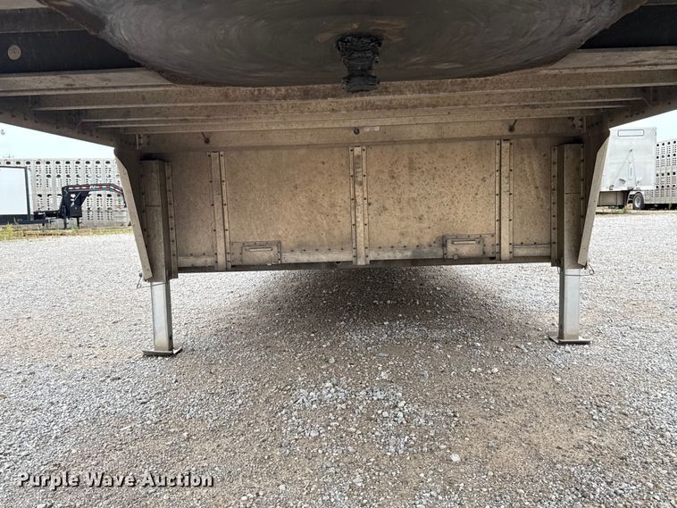 image for item ET6382 2019 Wilson PSDCL-402 livestock trailer
